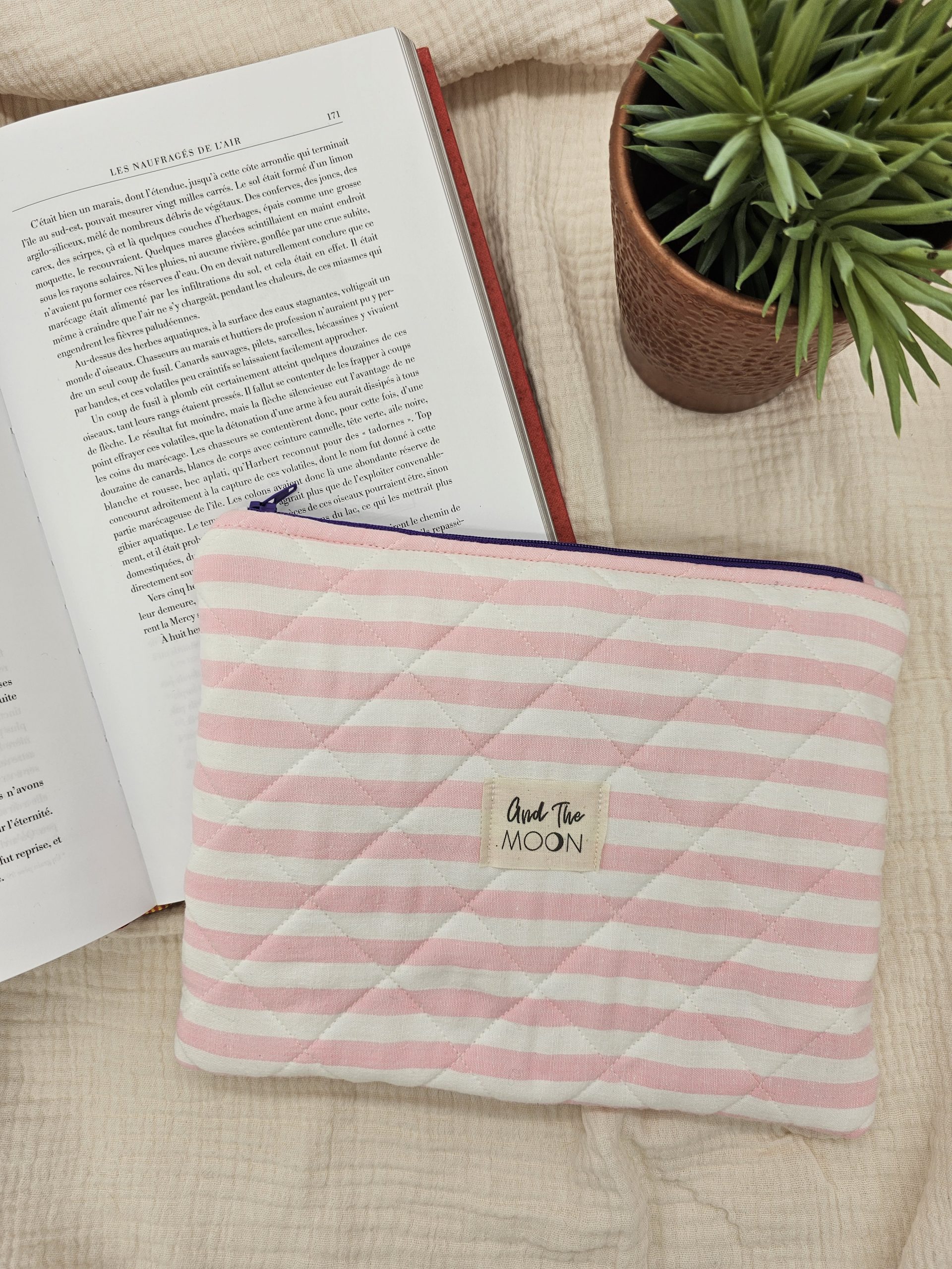 Pochette rayée blanc & rose